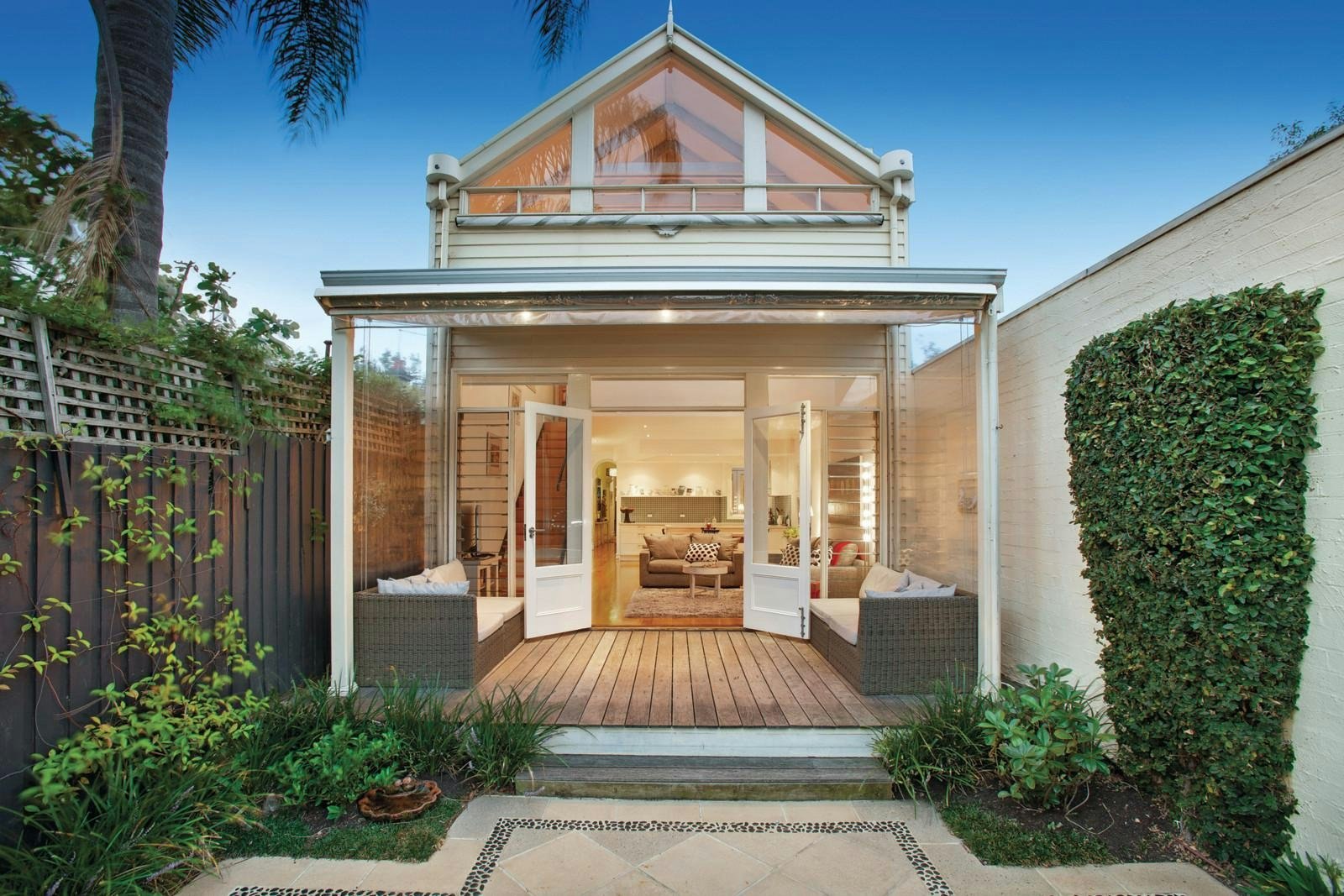 64 Page Street, Albert Park, VIC