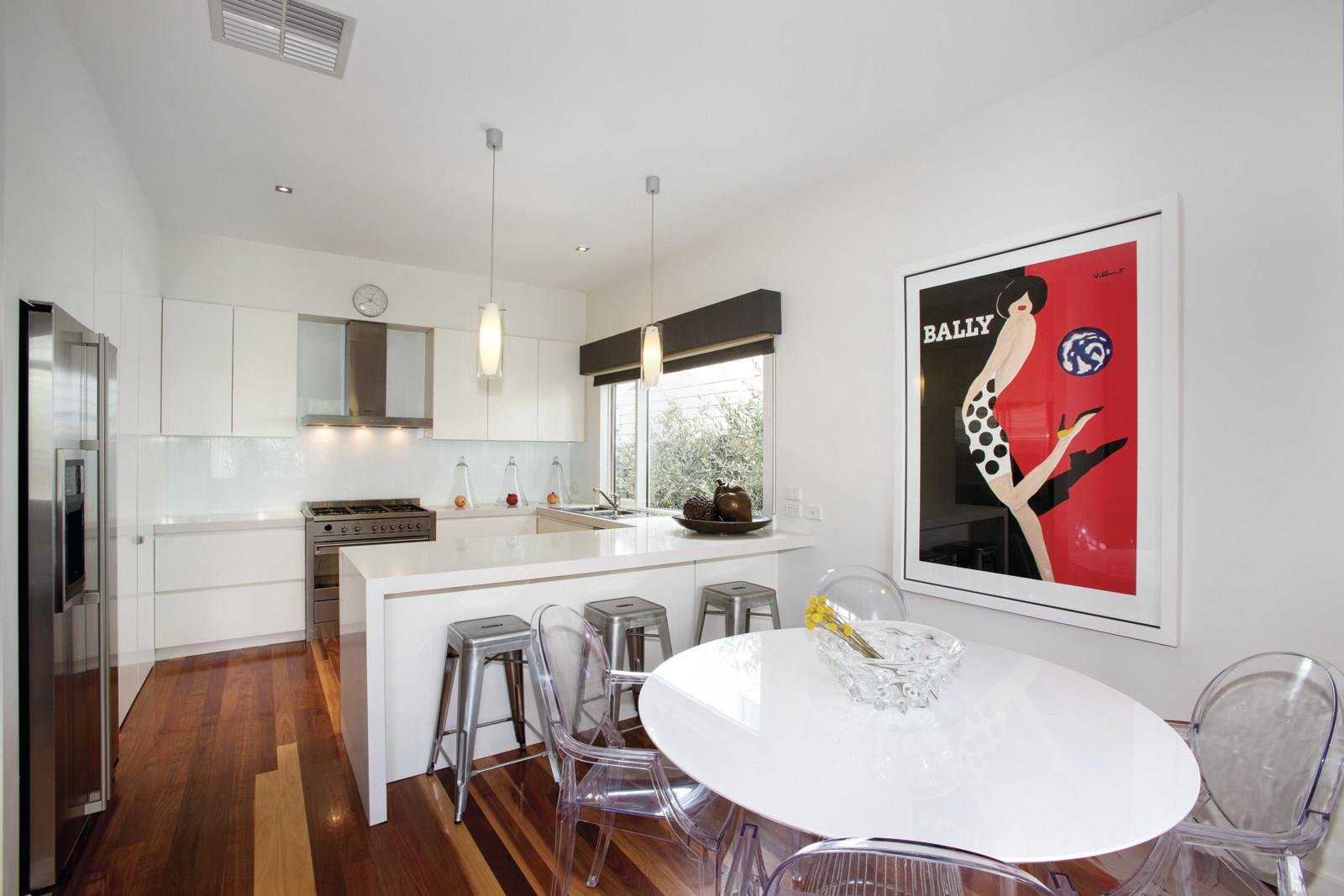 66 Eglinton Street, Kew - Thumbnail 3