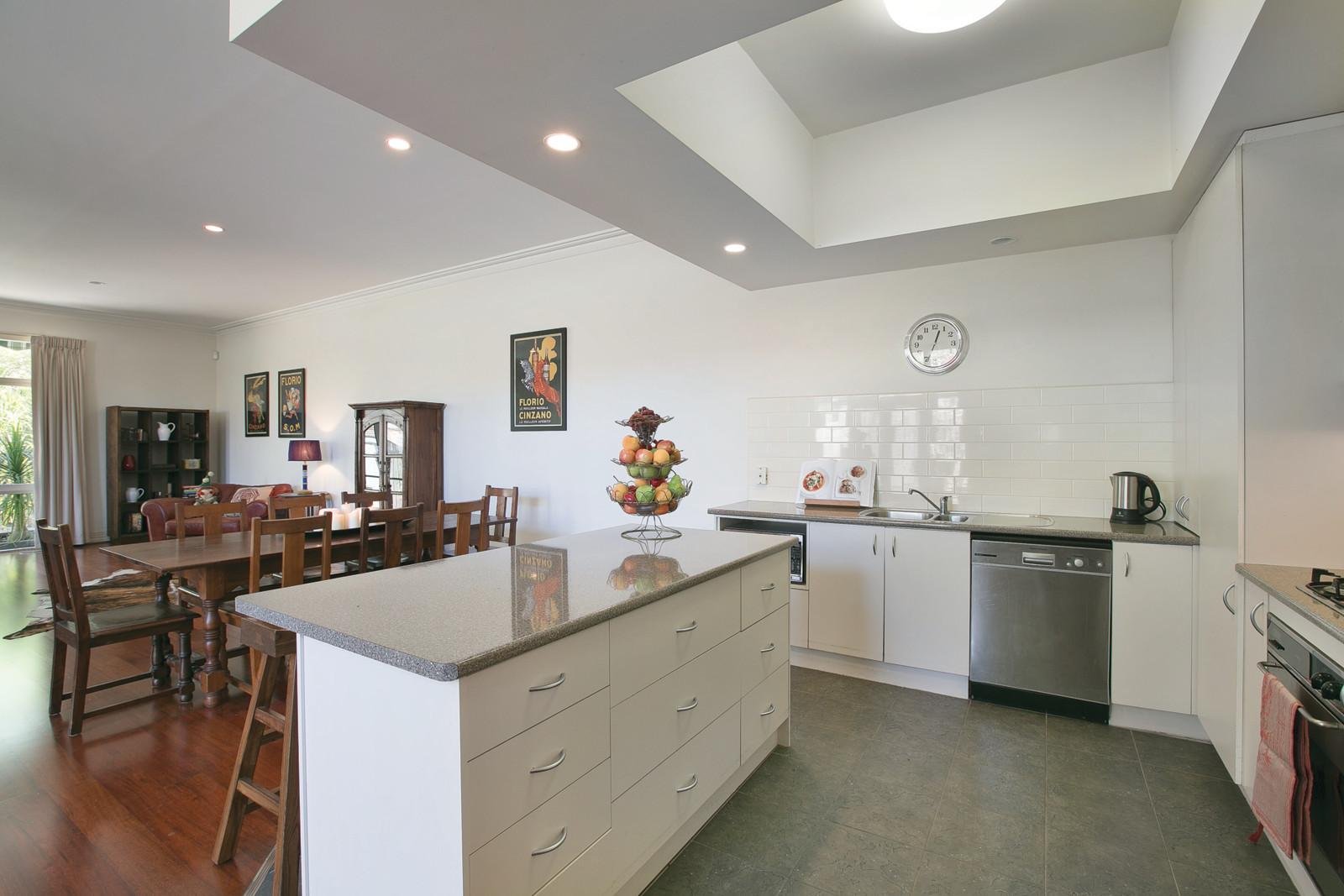15 Peel Street, Kew - Thumbnail 4