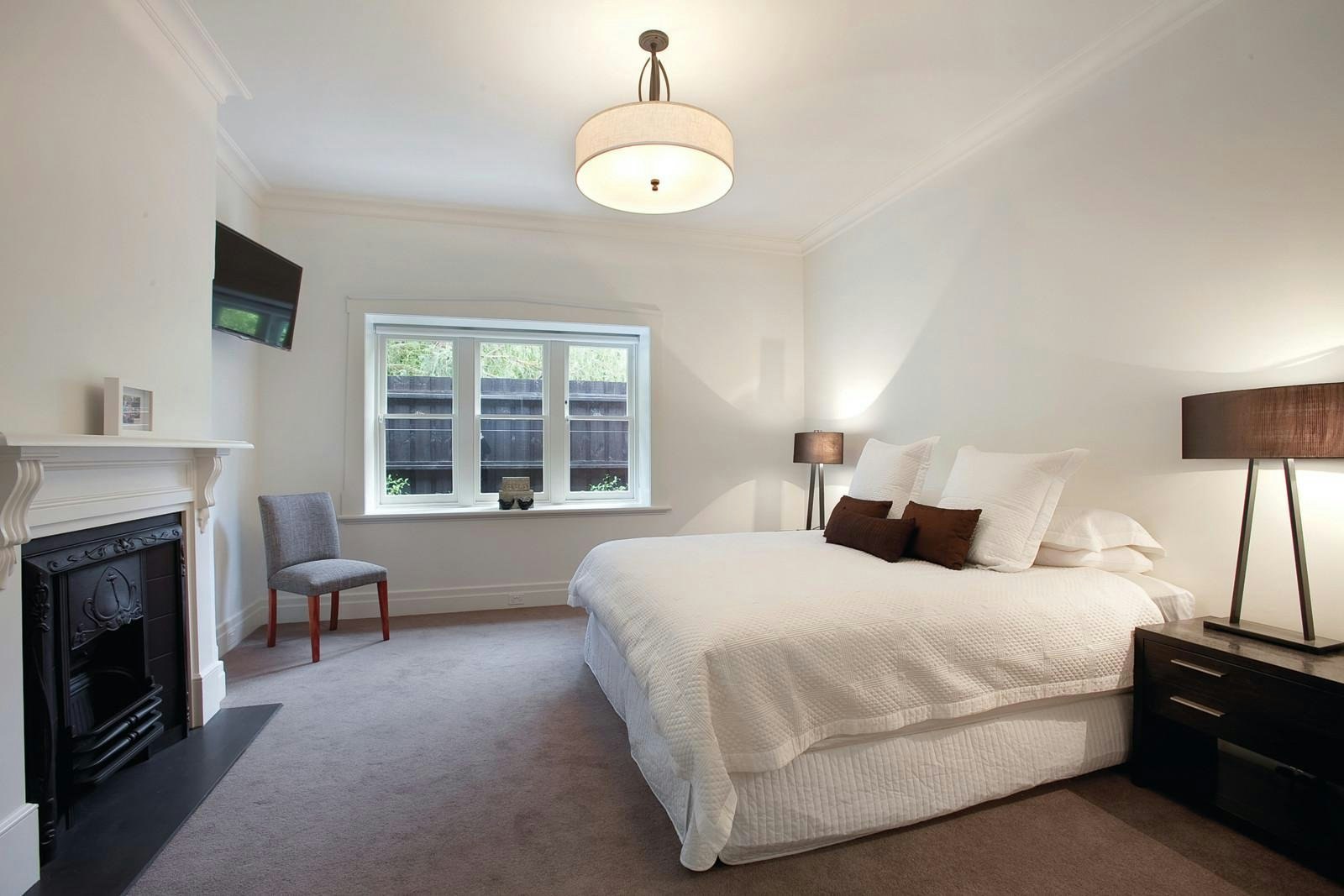 6 Glenvale Road, Glen Iris, VIC