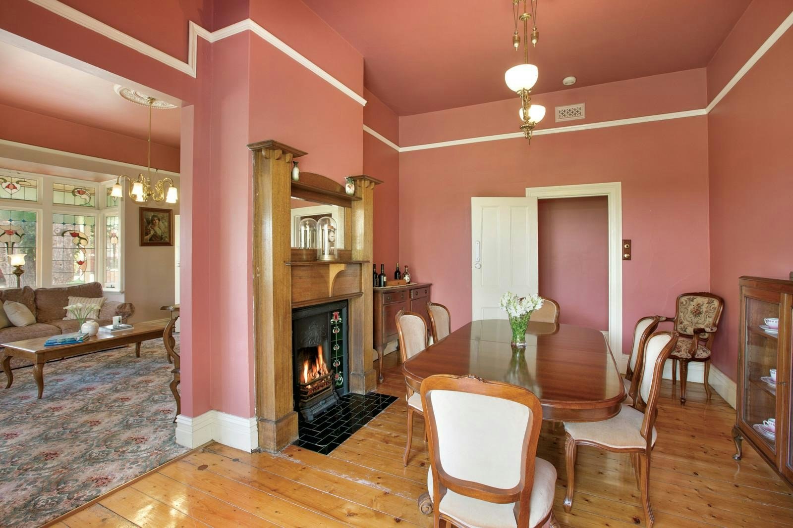 9 Florence Road, Surrey Hills, VIC