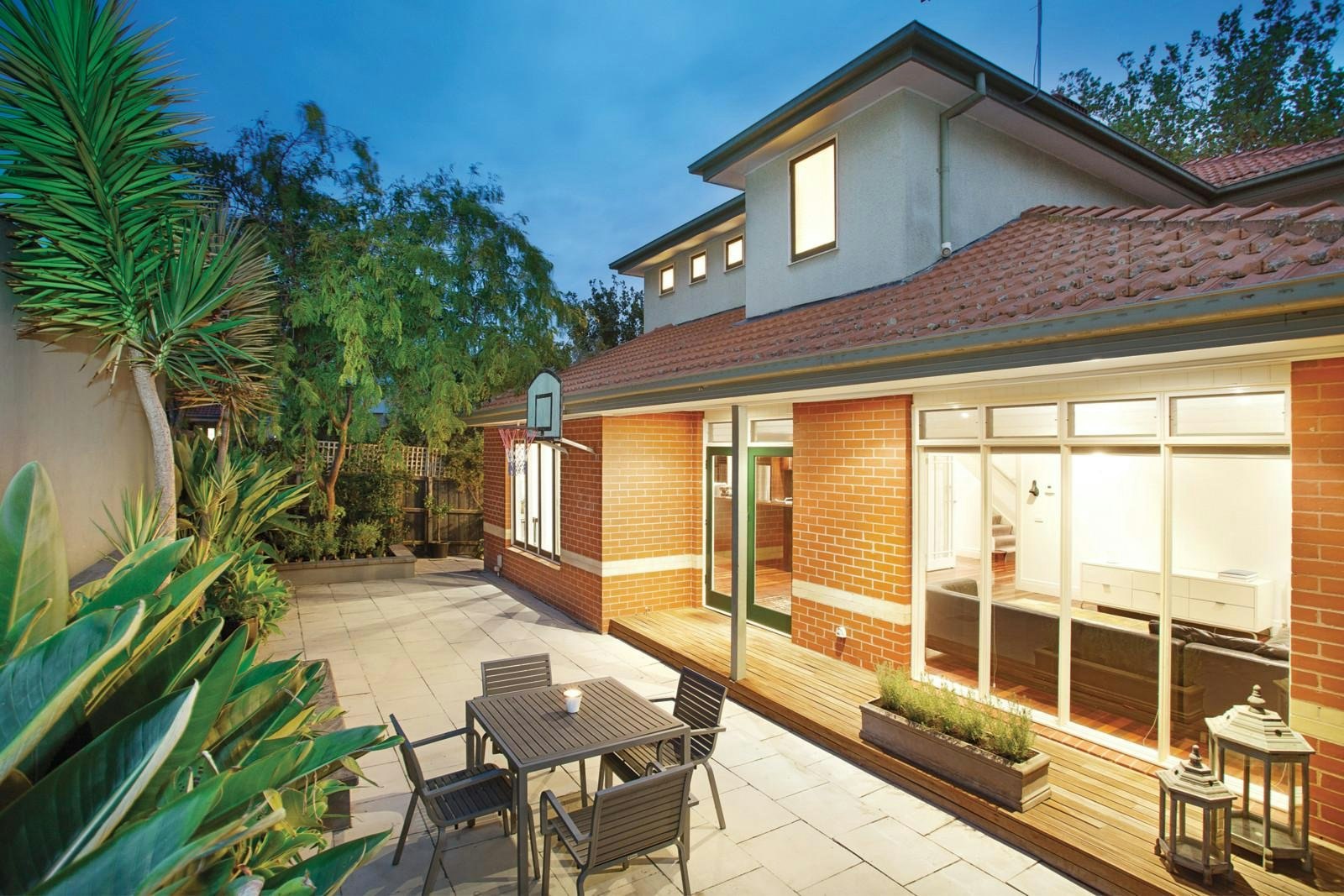 11 Shepherd Street, Surrey Hills, VIC