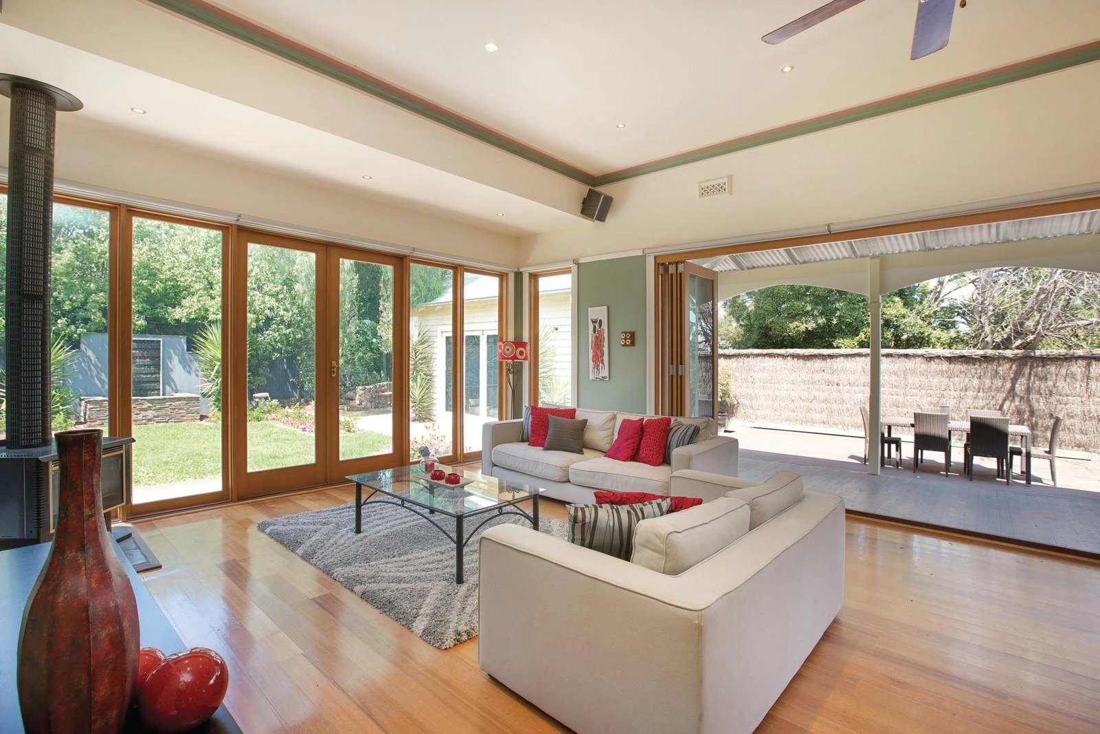 9 Florence Road, Surrey Hills, VIC
