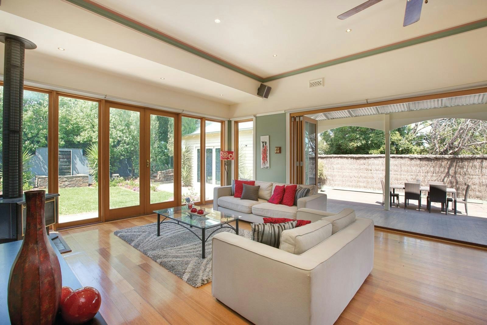 9 Florence Road, Surrey Hills, VIC