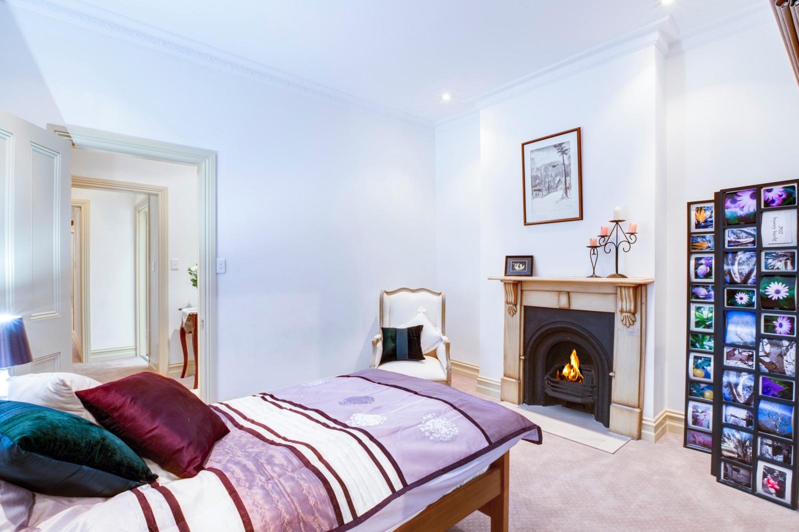 21 Howe Crescent, South Melbourne - Thumbnail 6