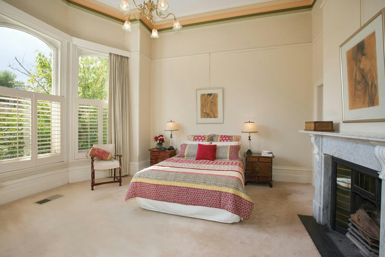 17 Russell Street, Camberwell, VIC