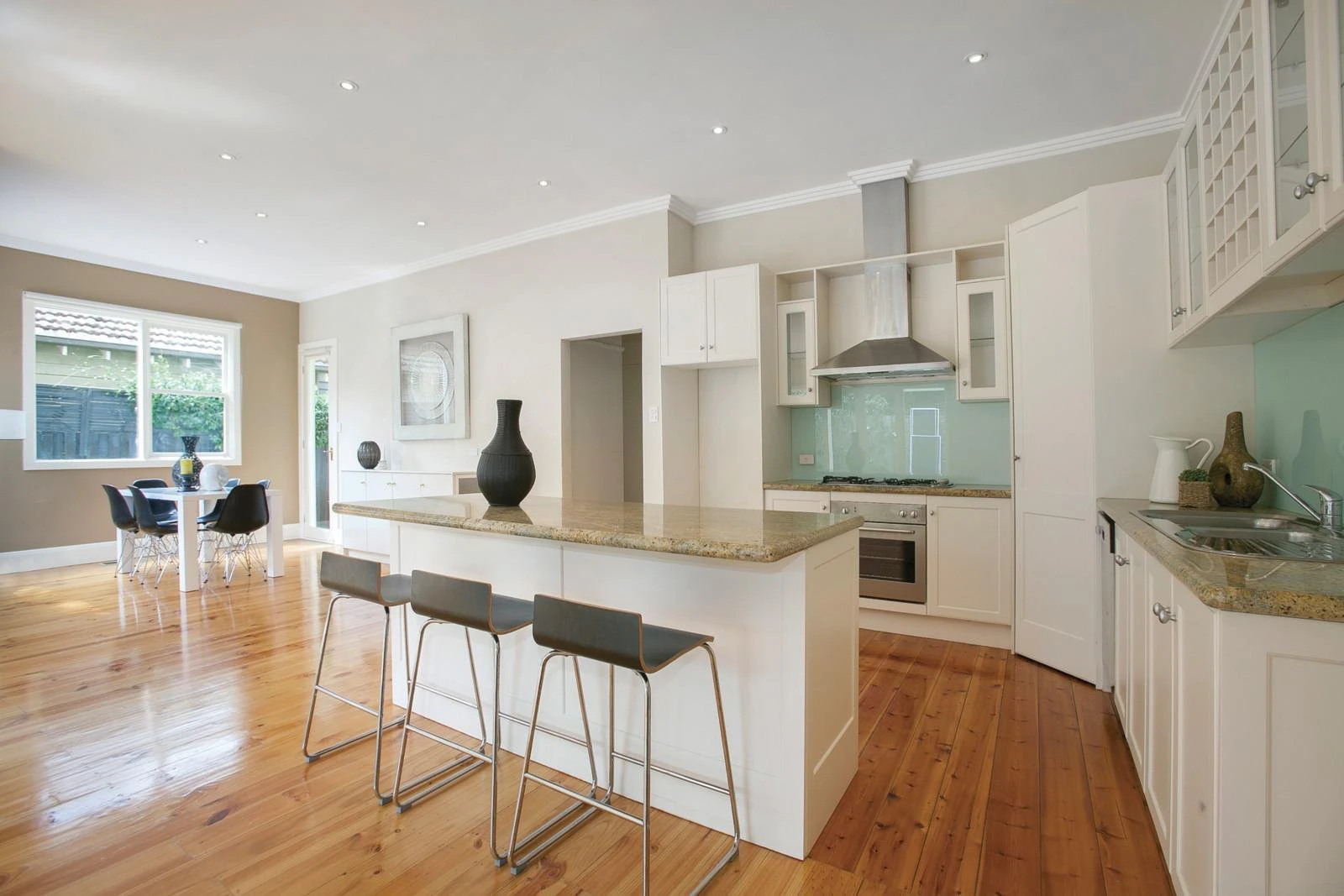 3 Grange Street, Mont Albert, VIC
