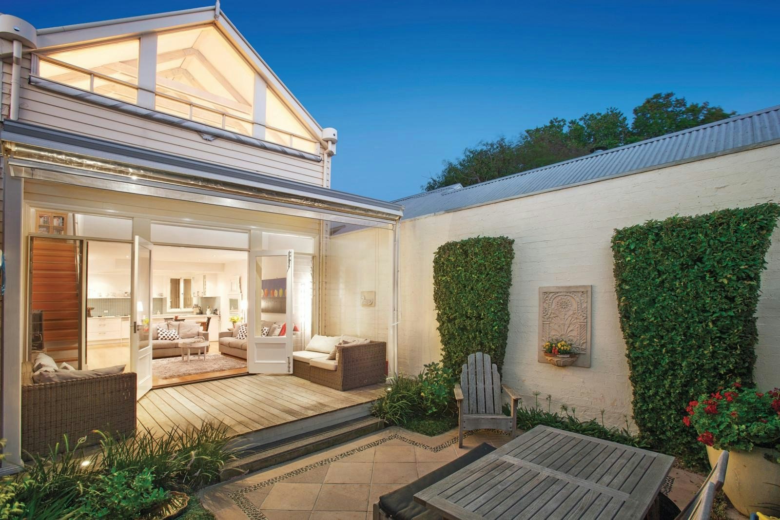 64 Page Street, Albert Park, VIC