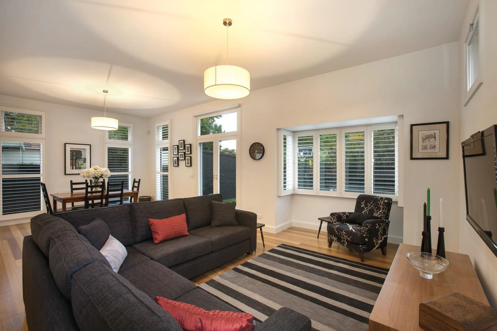 10 Rowland Street, Mont Albert, VIC