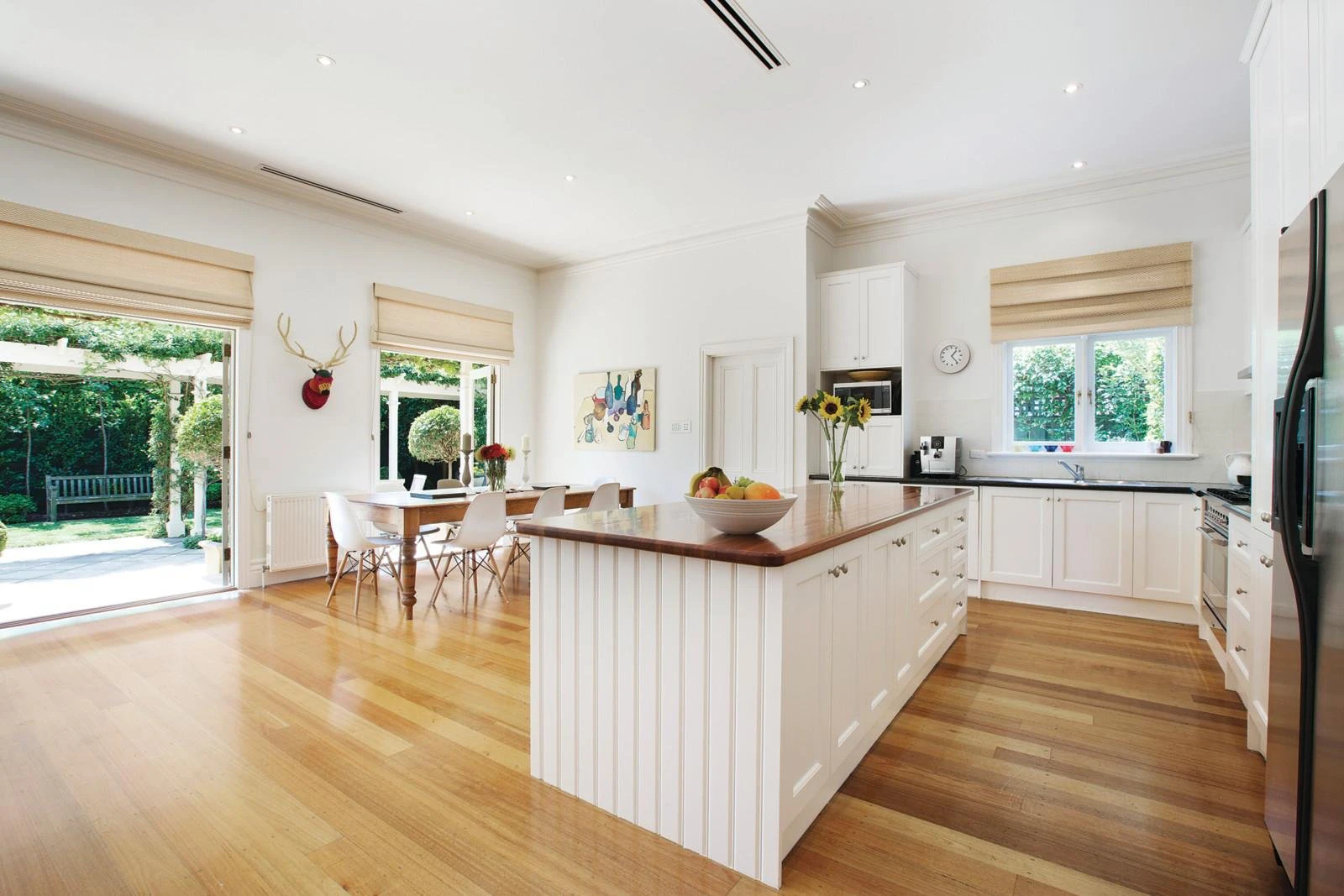 11 Central Park Road, Malvern East, VIC