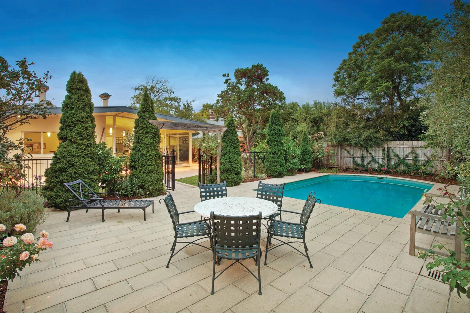 17 Russell Street, Camberwell, VIC