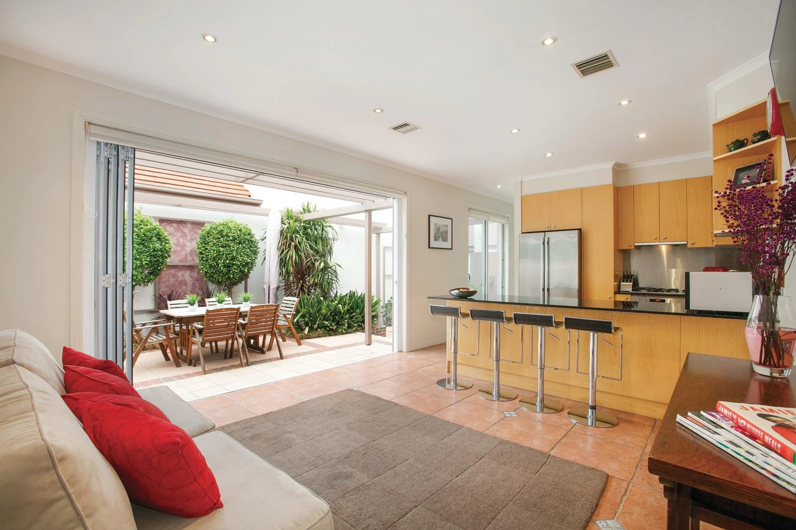 11 Hobsons Bay Parade, Port Melbourne, VIC
