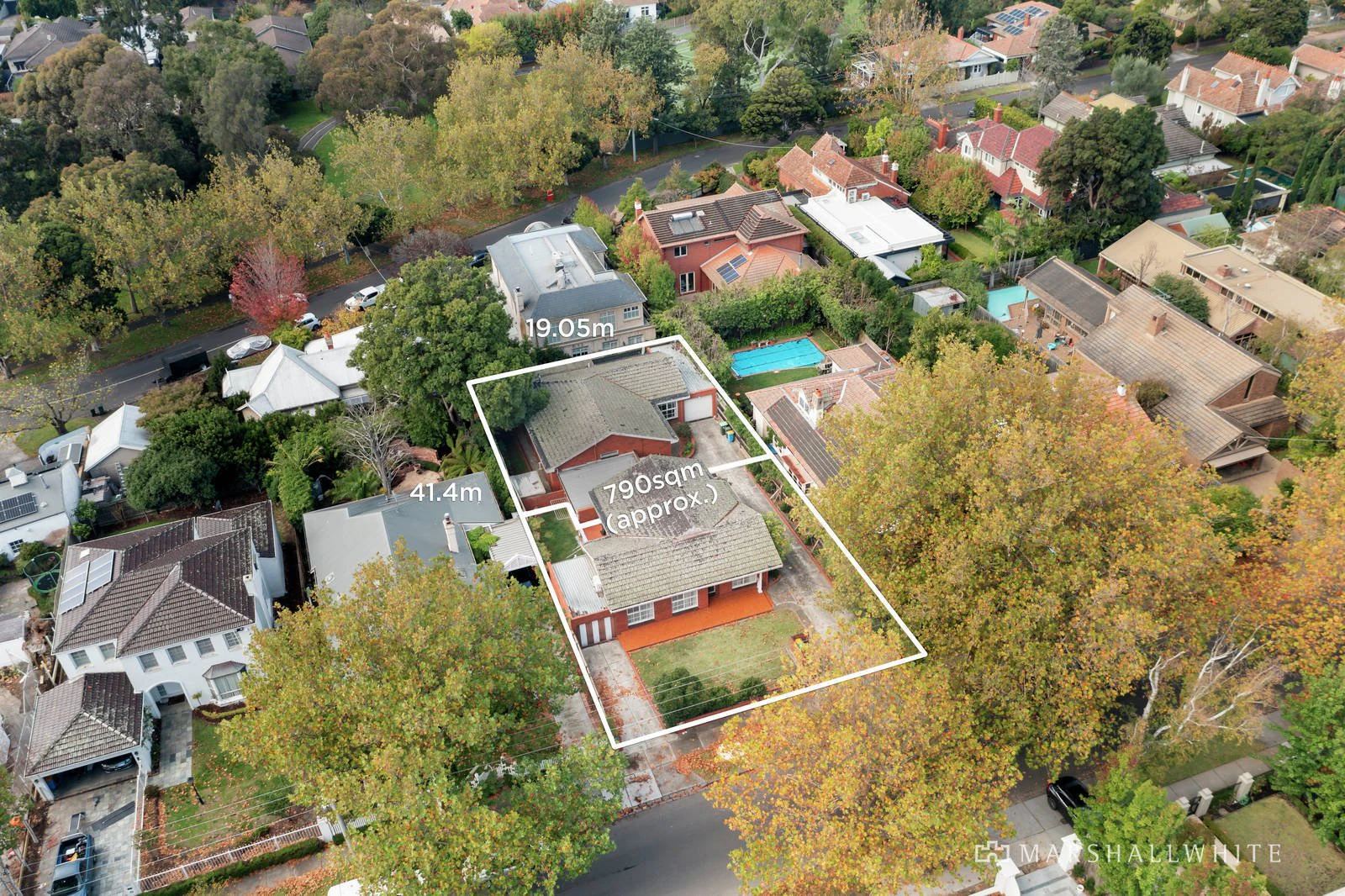 1-2/21 Stanley Grove, Canterbury, VIC