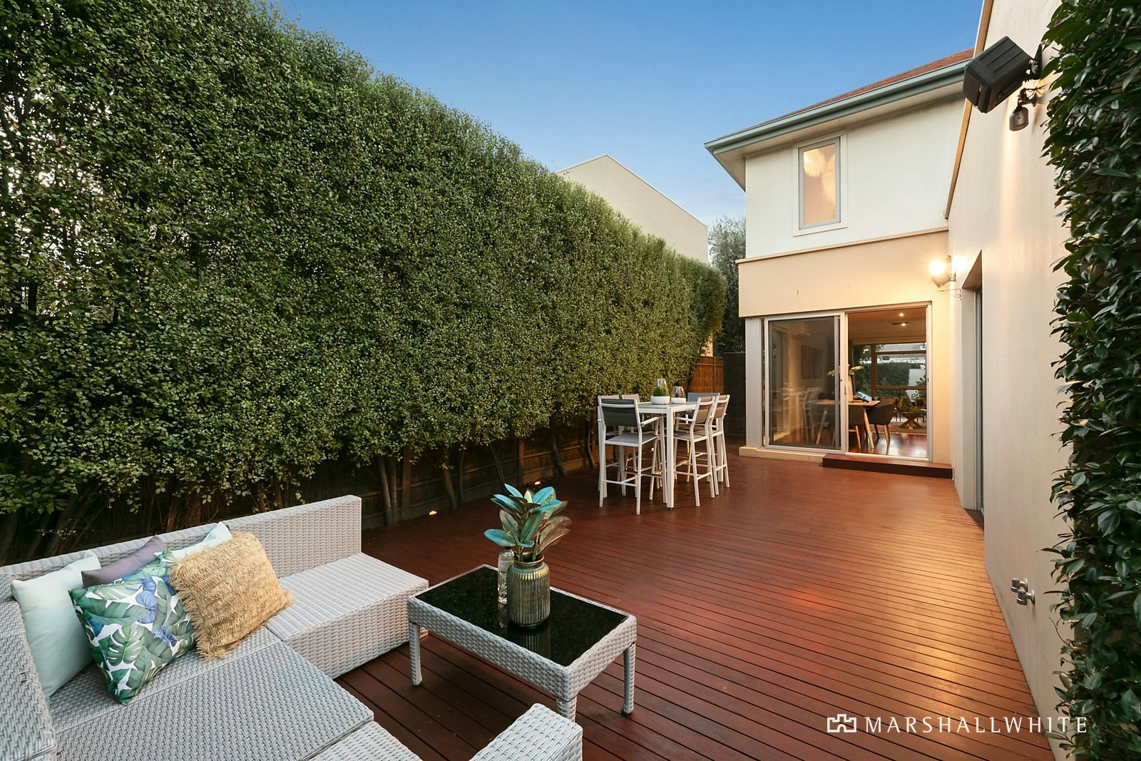 64 The Crescent, Port Melbourne, VIC