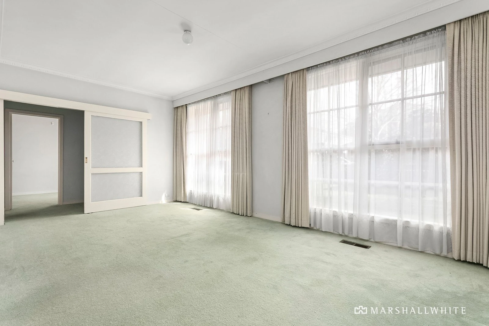 1-2/21 Stanley Grove, Canterbury, VIC