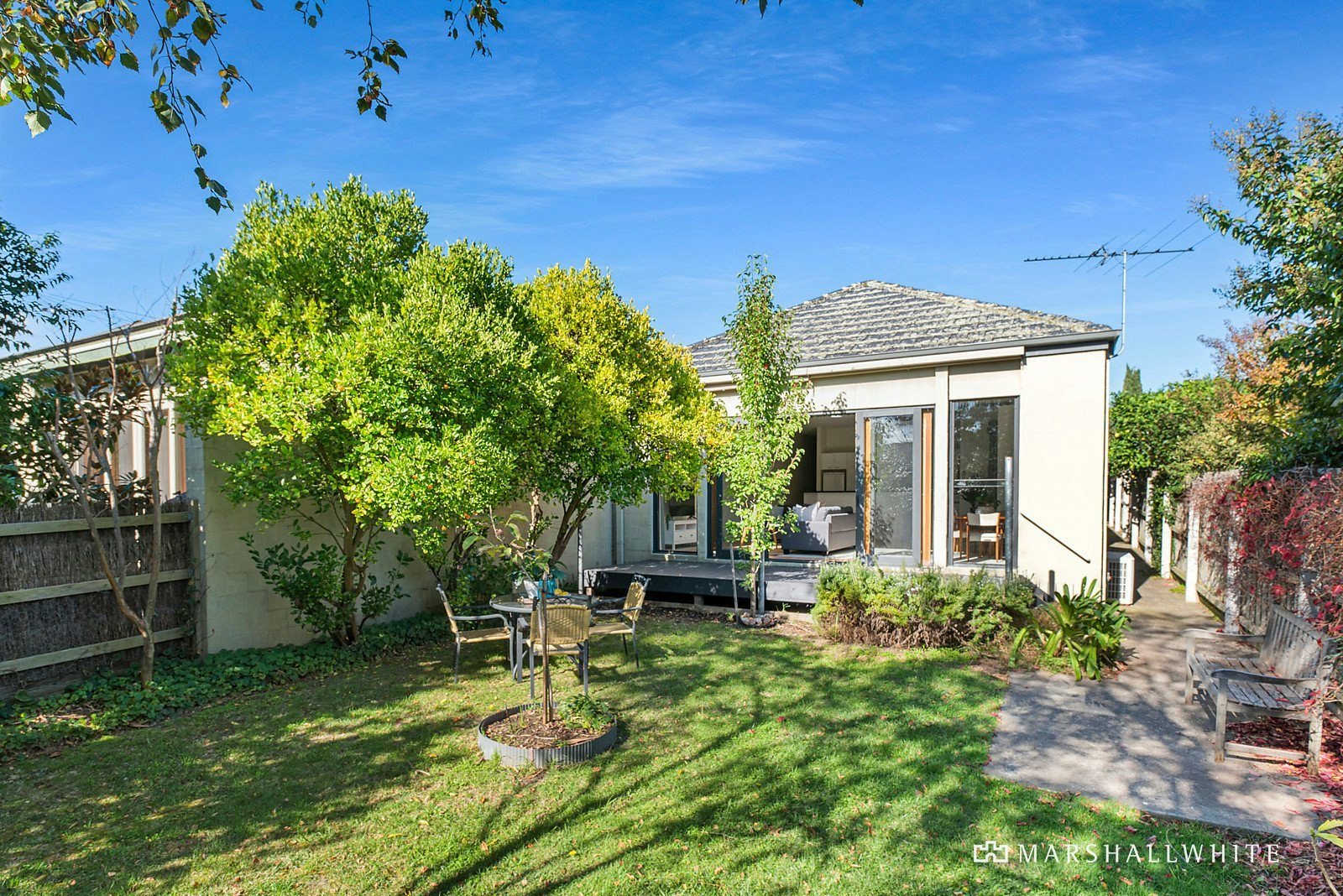 11 Dalsten Grove, Mount Eliza, VIC