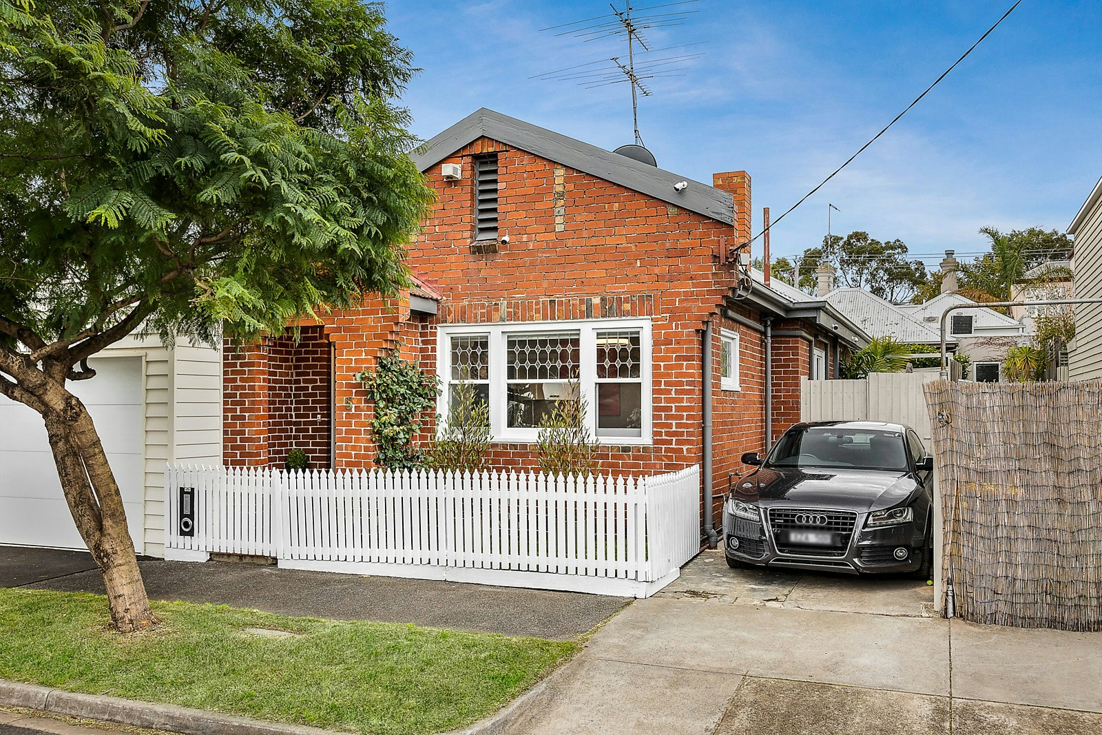 5 Young Street, Albert Park, VIC