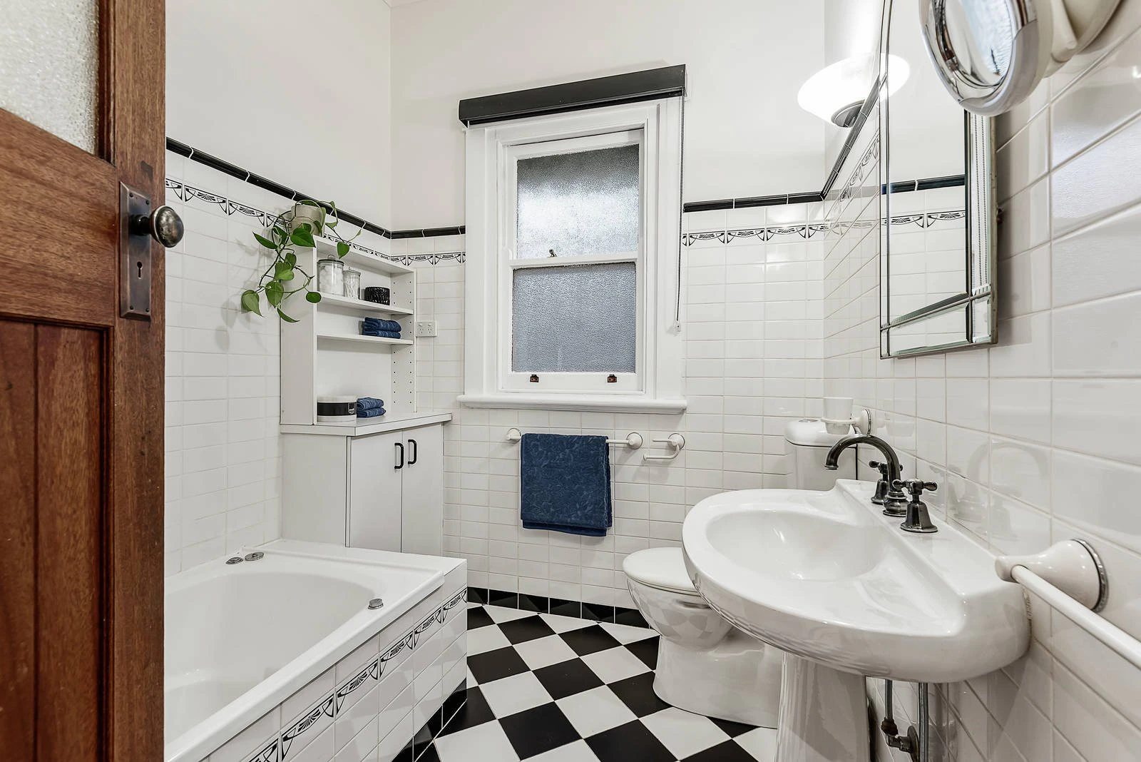 99 Argyle Road, Kew, VIC