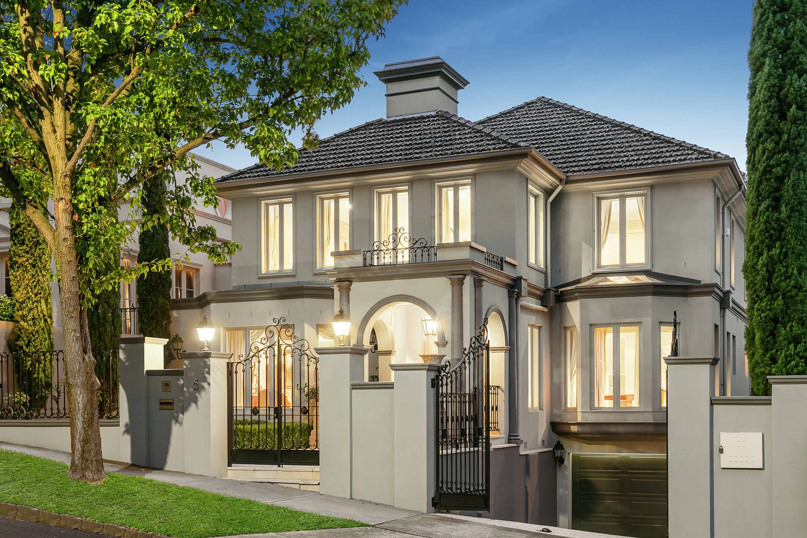 5 Glyndebourne Avenue, Toorak, VIC