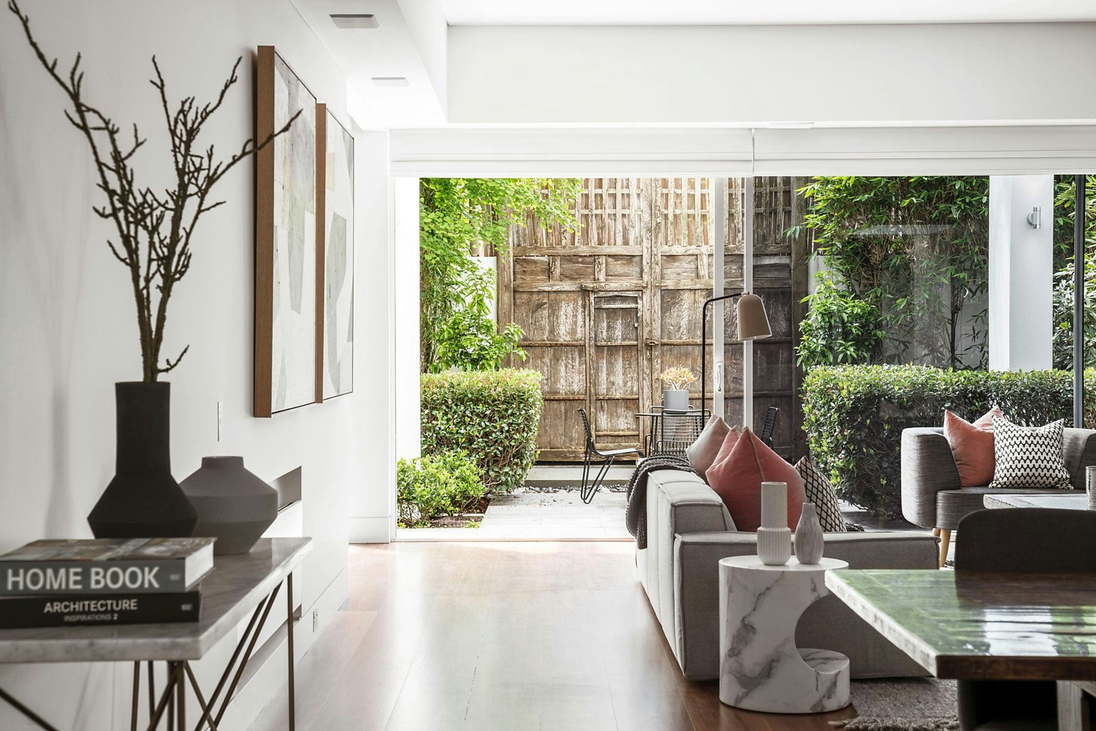 12 Fairlie Court, South Yarra, VIC