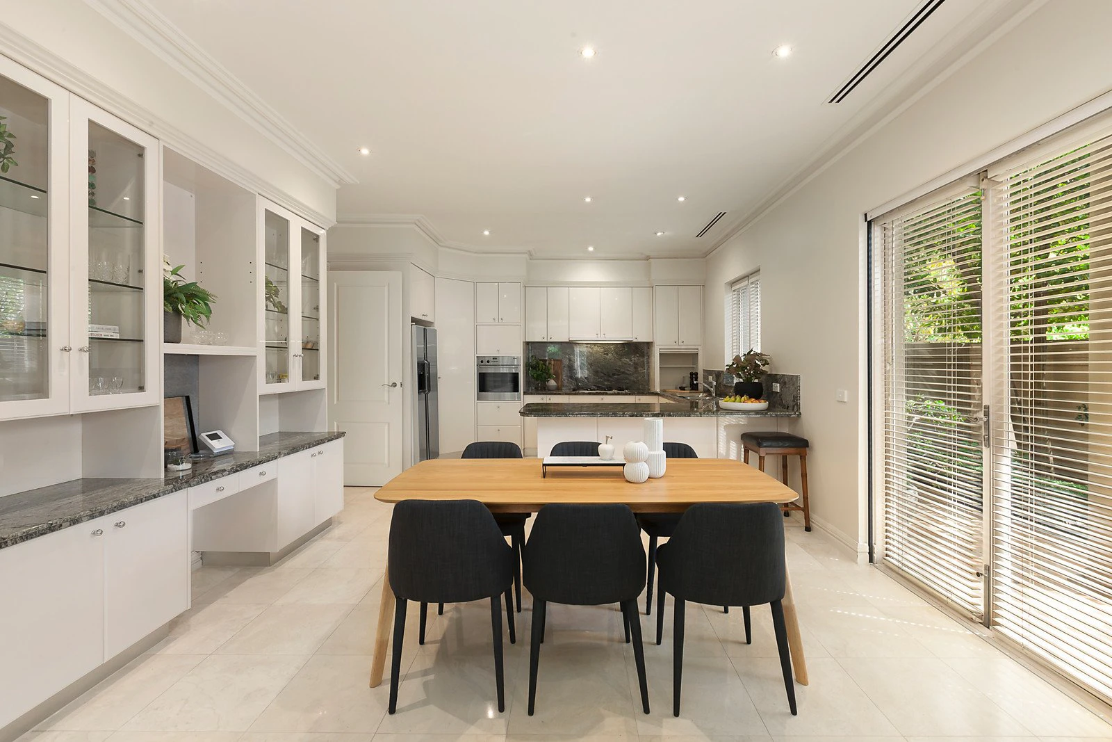 2/667 Toorak Road, Toorak, VIC