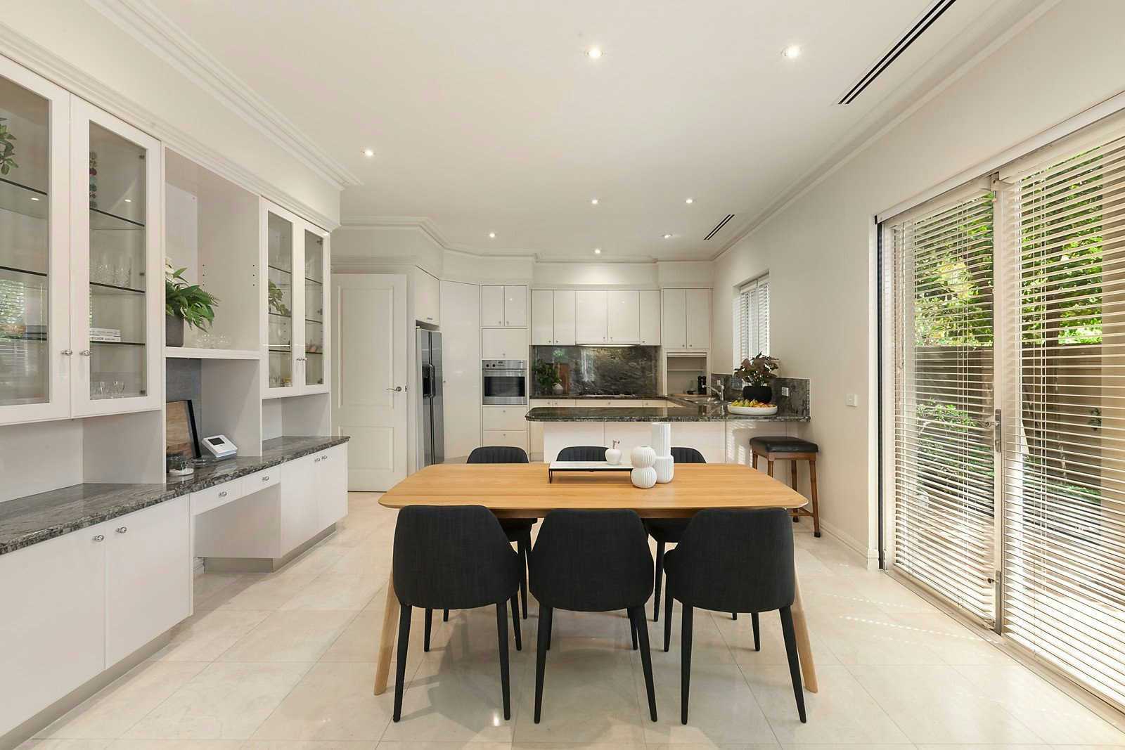 2/667 Toorak Road, Toorak, VIC