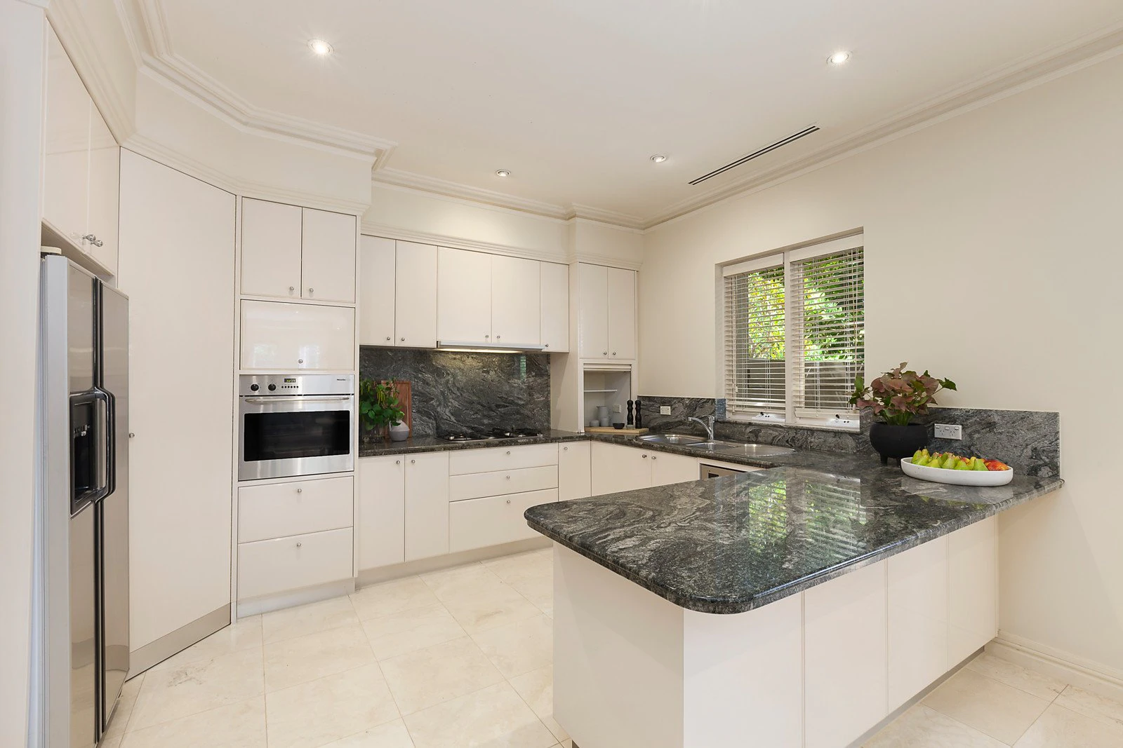 2/667 Toorak Road, Toorak, VIC