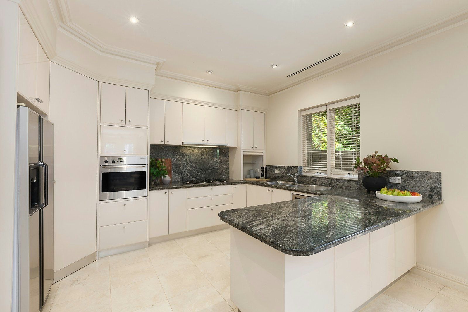 2/667 Toorak Road, Toorak, VIC