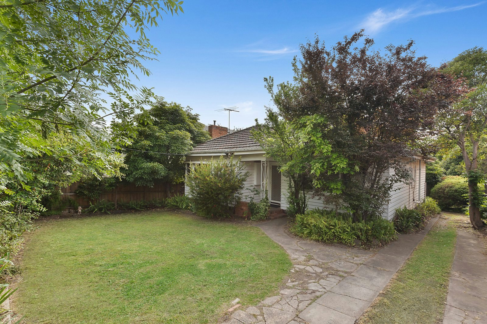 21 Sevenoaks Street, Balwyn, VIC