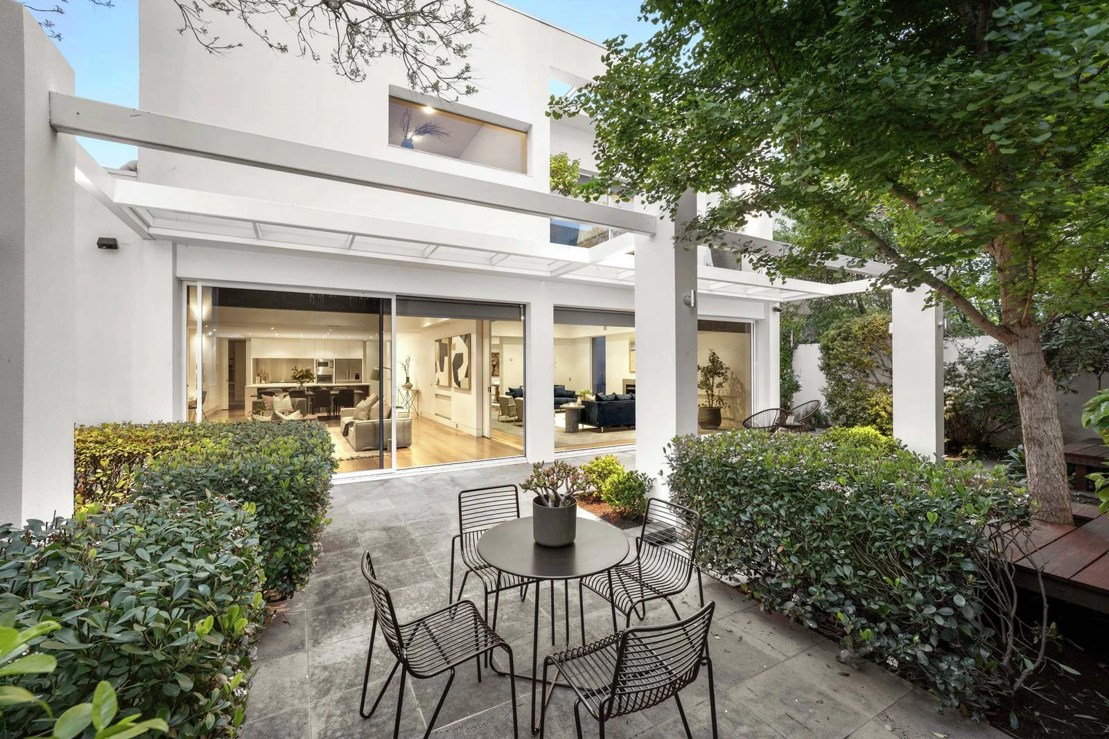 12 Fairlie Court, South Yarra, VIC