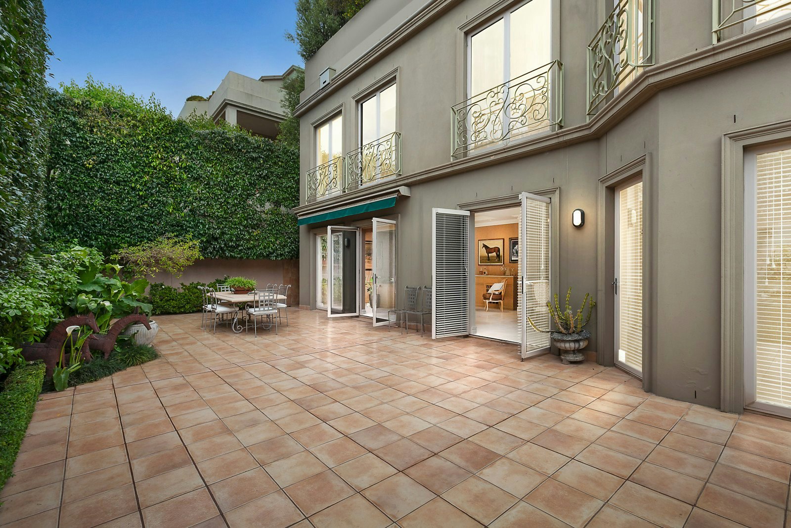 2/667 Toorak Road, Toorak, VIC