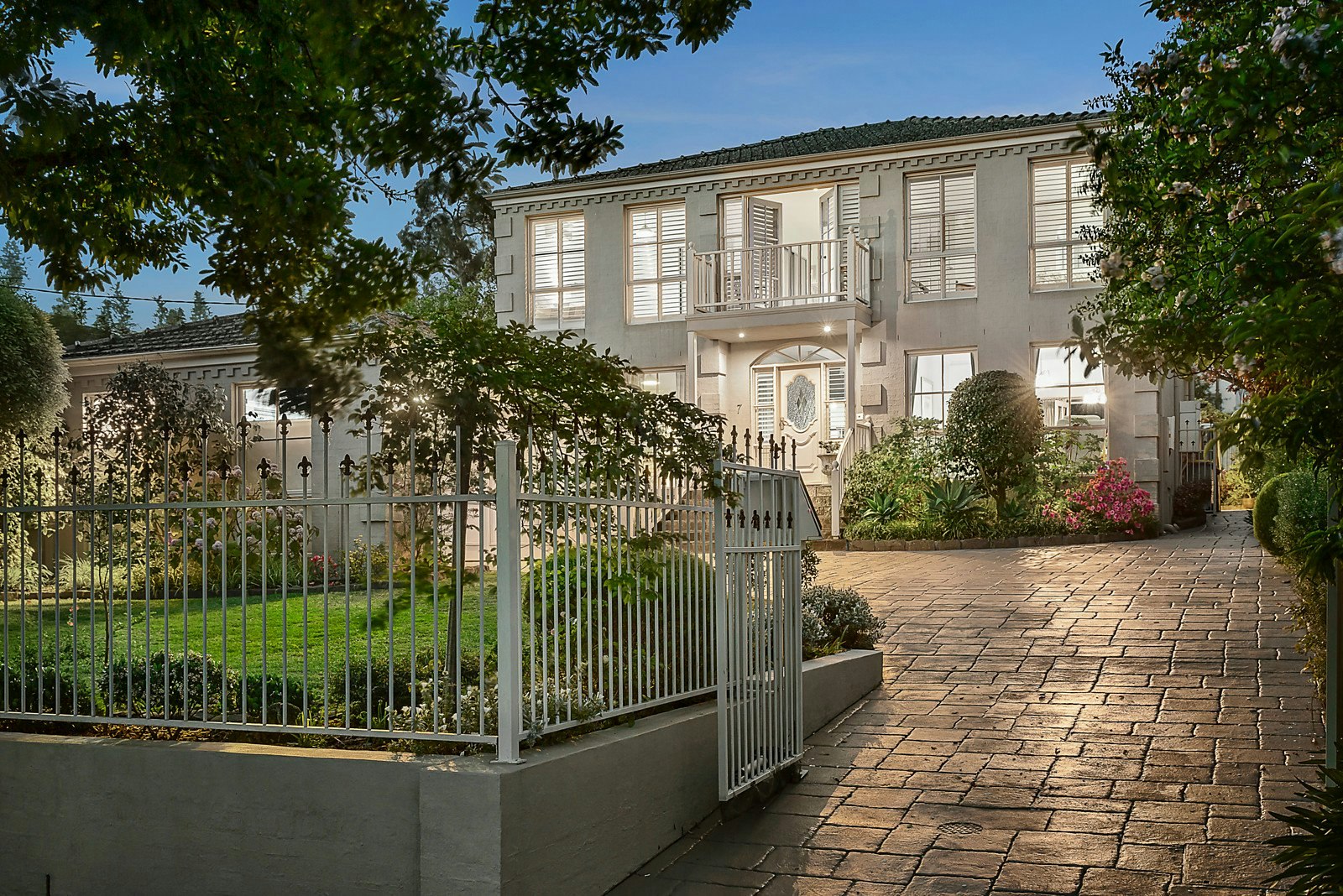 7 Range Street, Camberwell, VIC