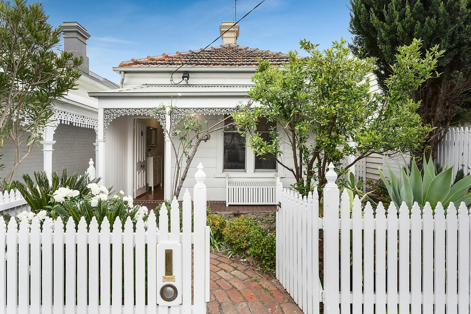 28 Sercombe Grove, Hawthorn, VIC