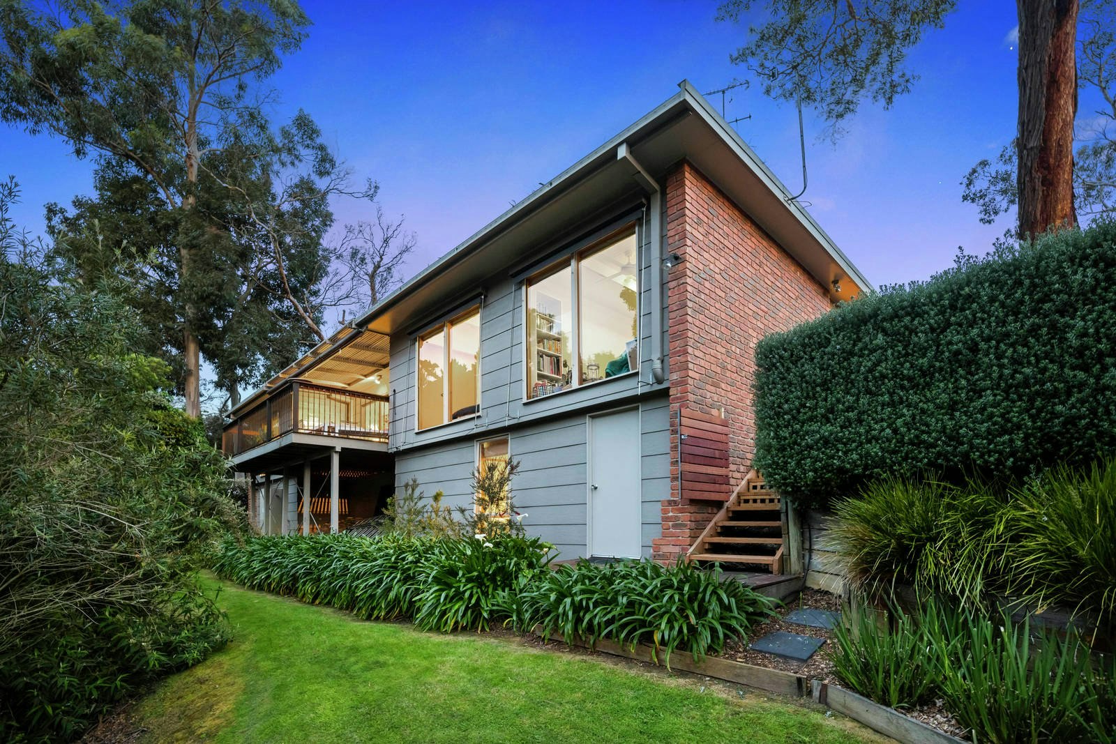 10 Dudson Close, Mount Eliza, VIC