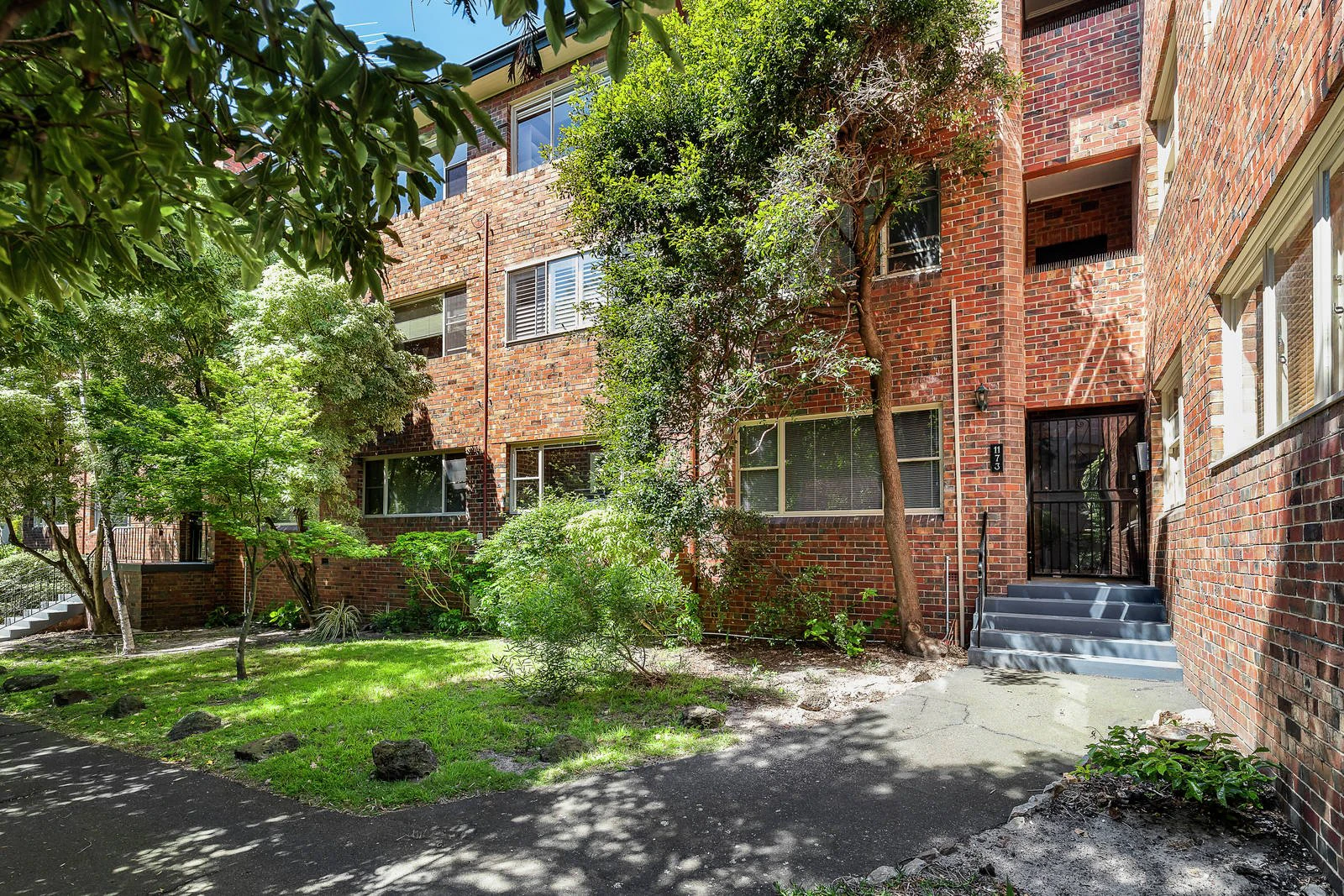 11/205 Alma Road, St Kilda East, VIC