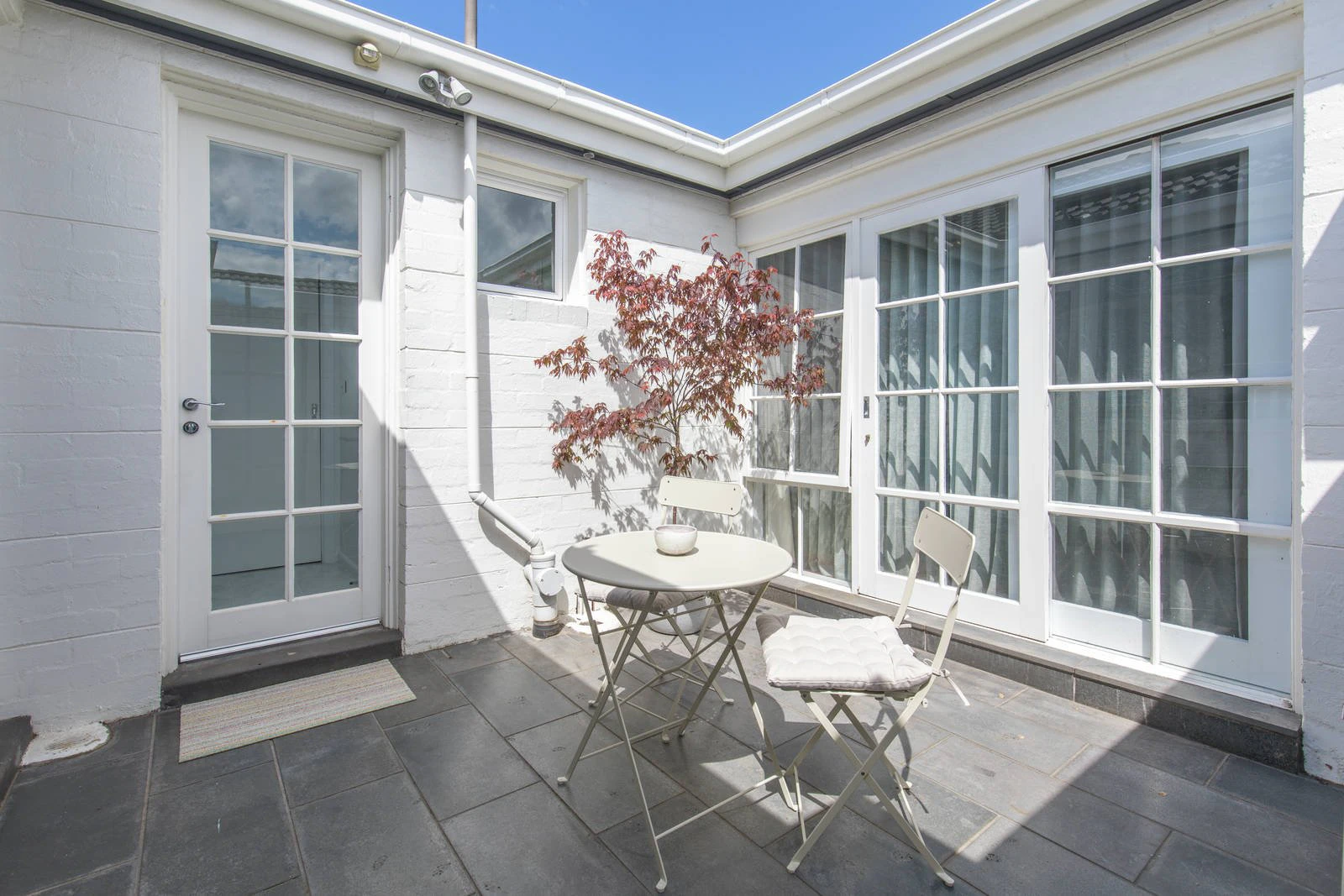 1/22 Russell Street, Camberwell, VIC