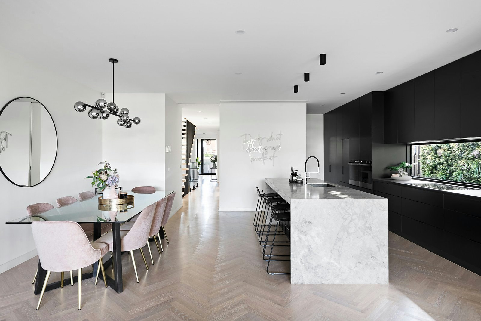 19 Hargreaves Street, Mornington, VIC