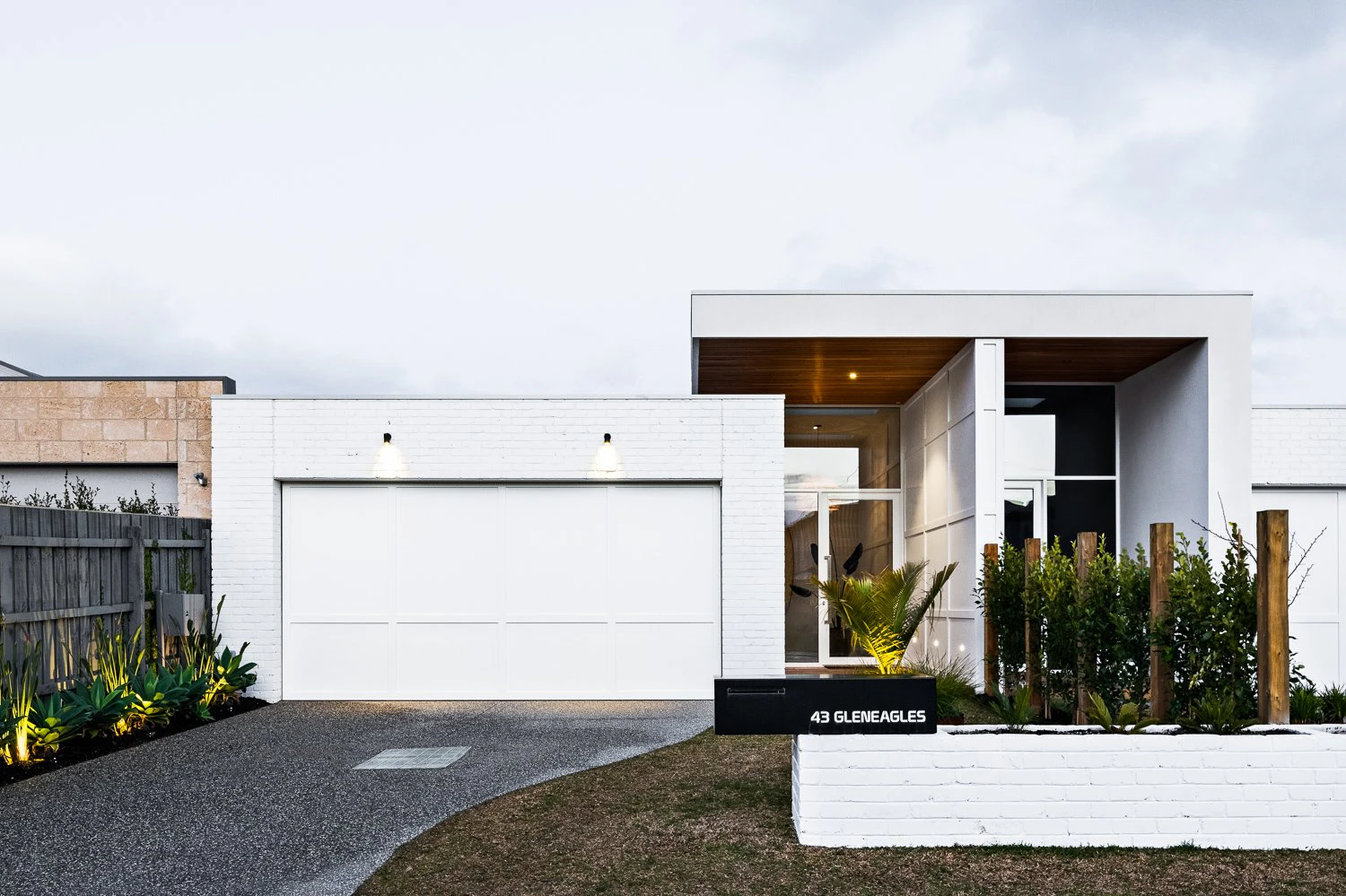 43 Gleneagles Avenue, Mornington, VIC