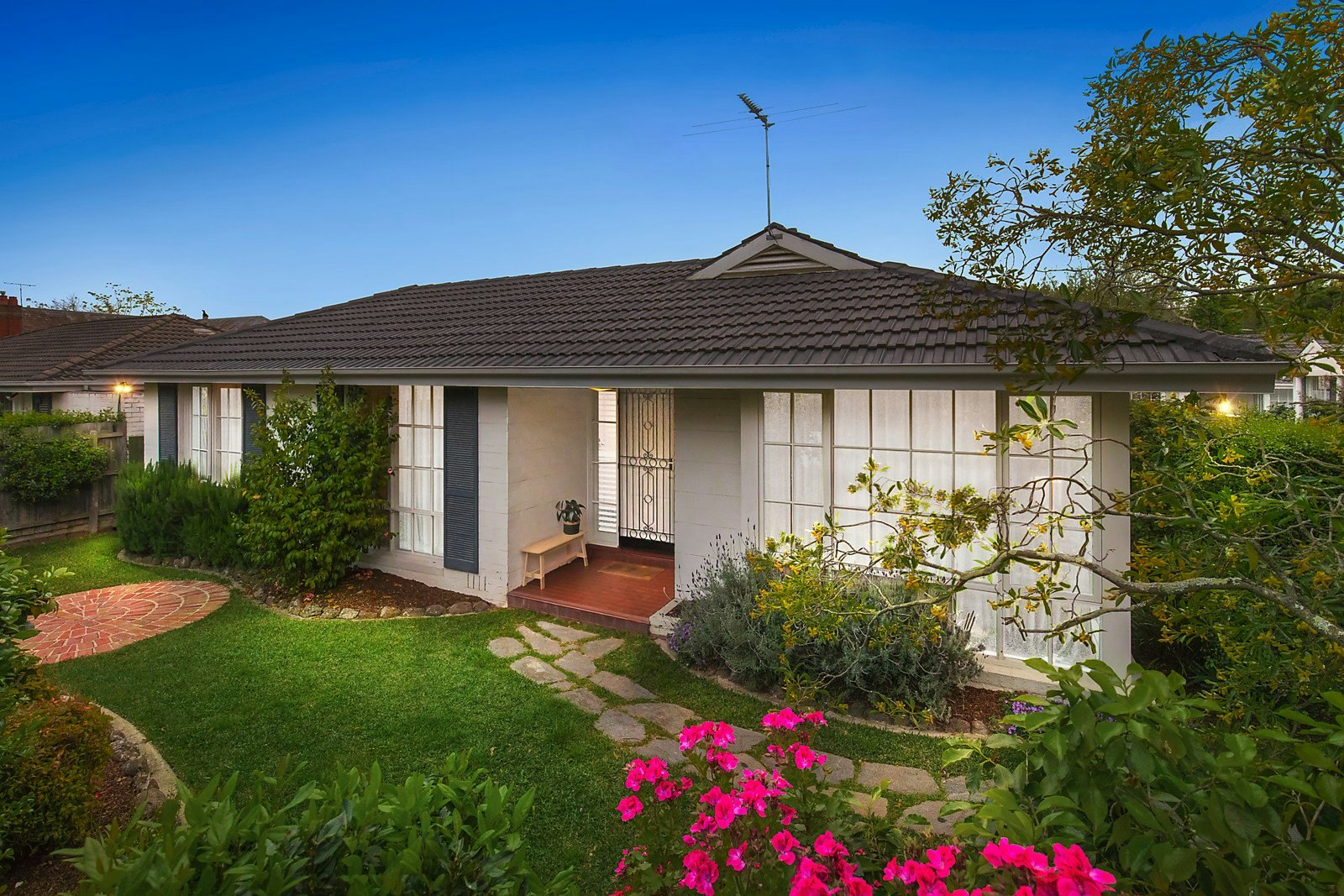 1/22 Russell Street, Camberwell, VIC