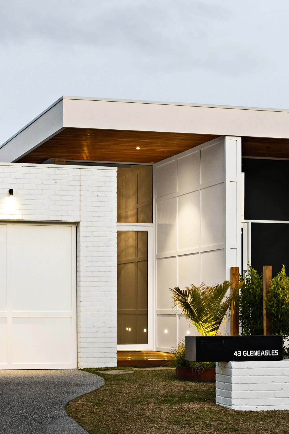 43 Gleneagles Avenue, Mornington, VIC
