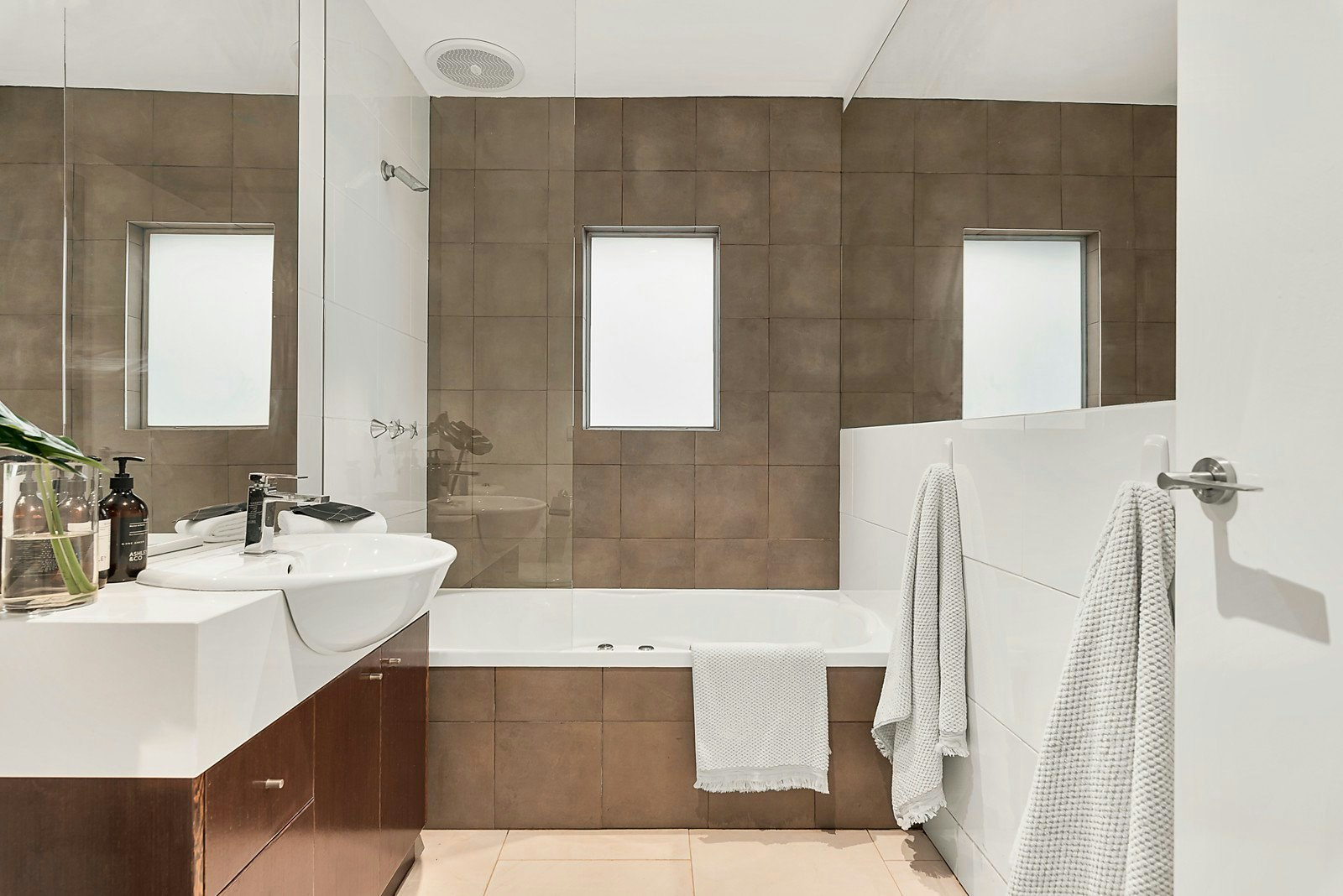 86 Addison Street, Elwood, VIC