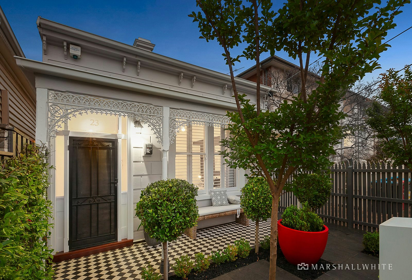 23 Gladstone Avenue, Armadale, VIC