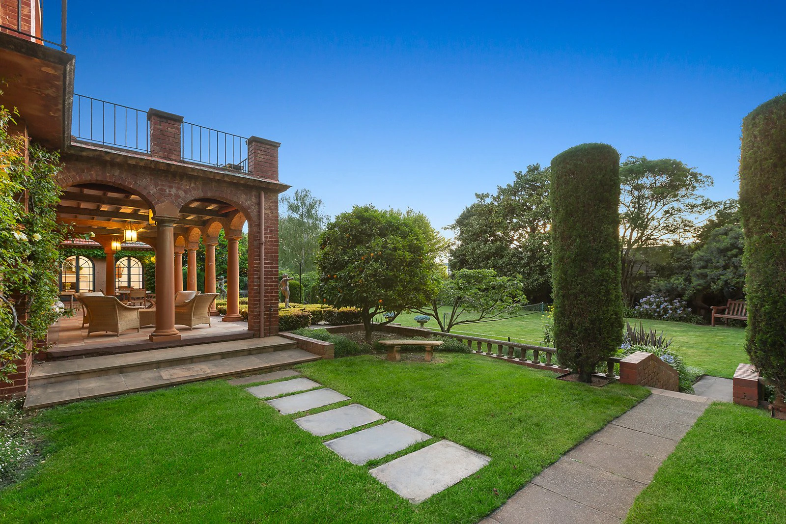 57 Clendon Road, Toorak, VIC