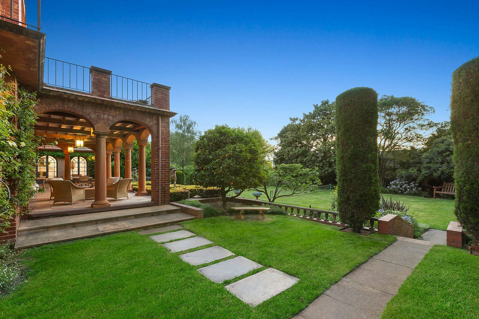 57 Clendon Road, Toorak, VIC