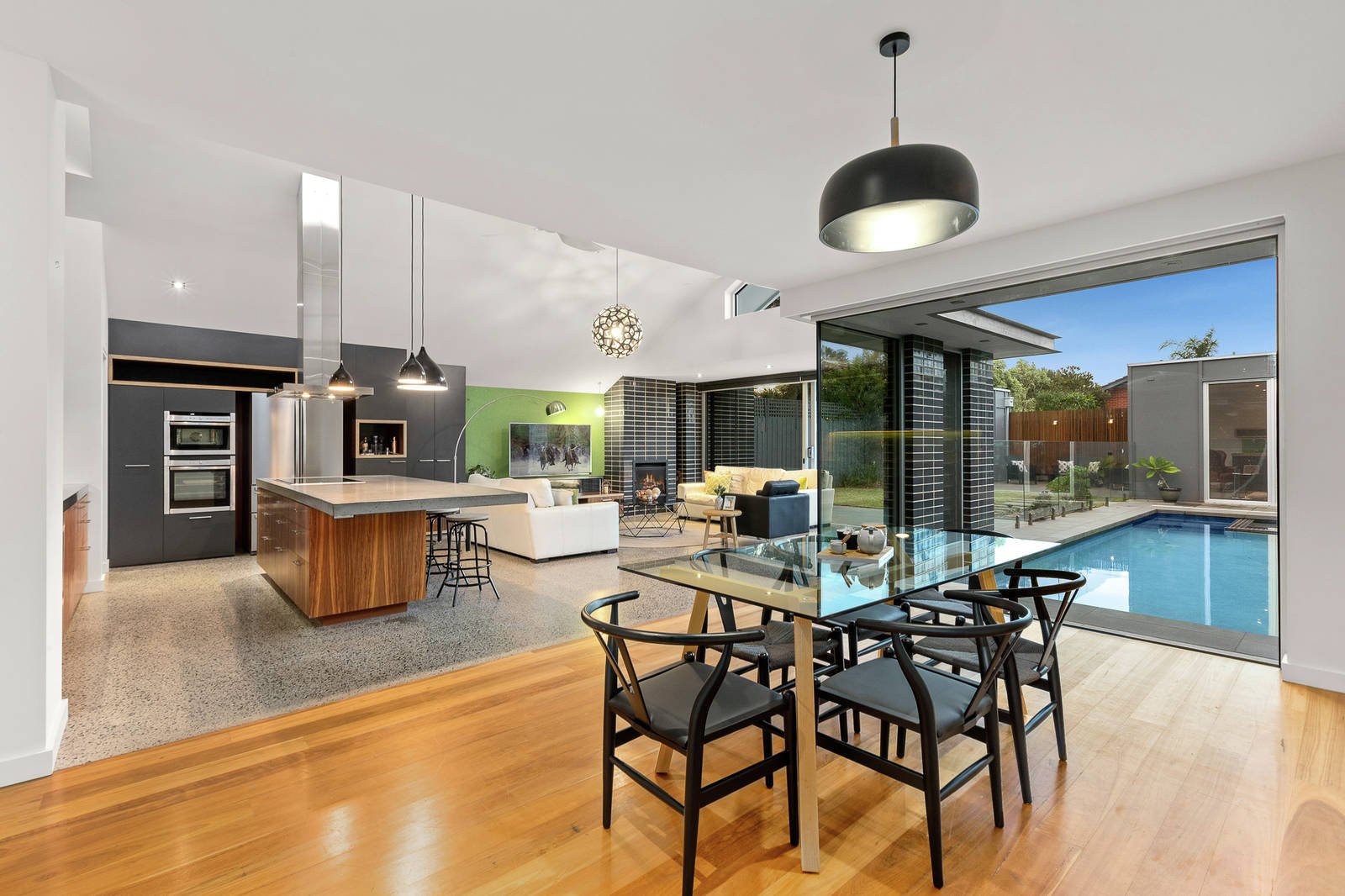 42 Trevelyan Street, Elsternwick - Thumbnail 3