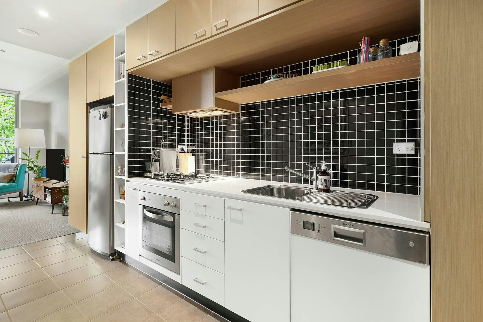 11/201 Ormond Road, Elwood, VIC