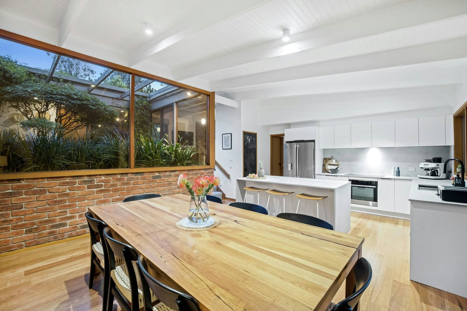 10 Dudson Close, Mount Eliza, VIC