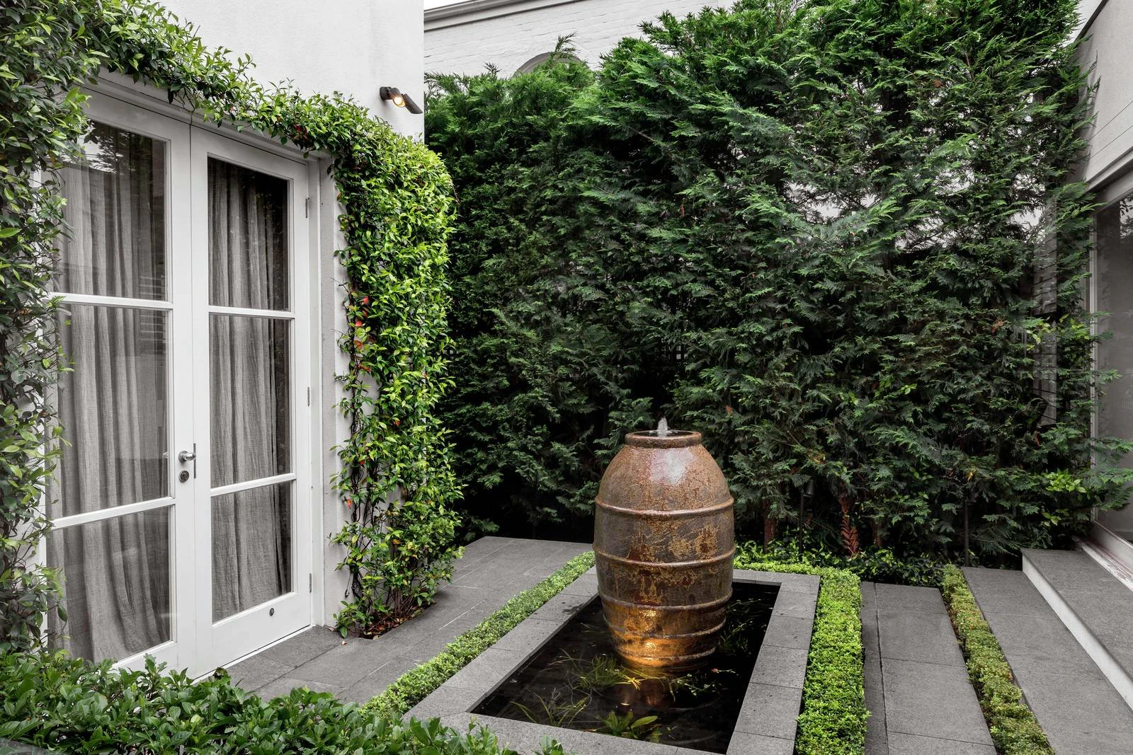 2 Balfour Street, Toorak, VIC