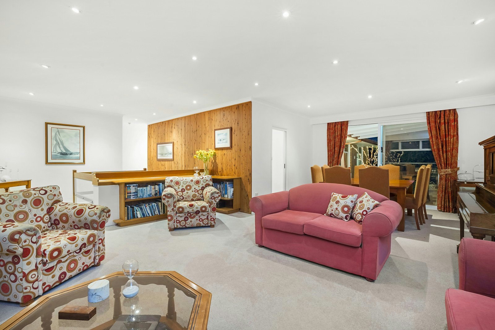 27 Menzies Close, Frankston South, VIC