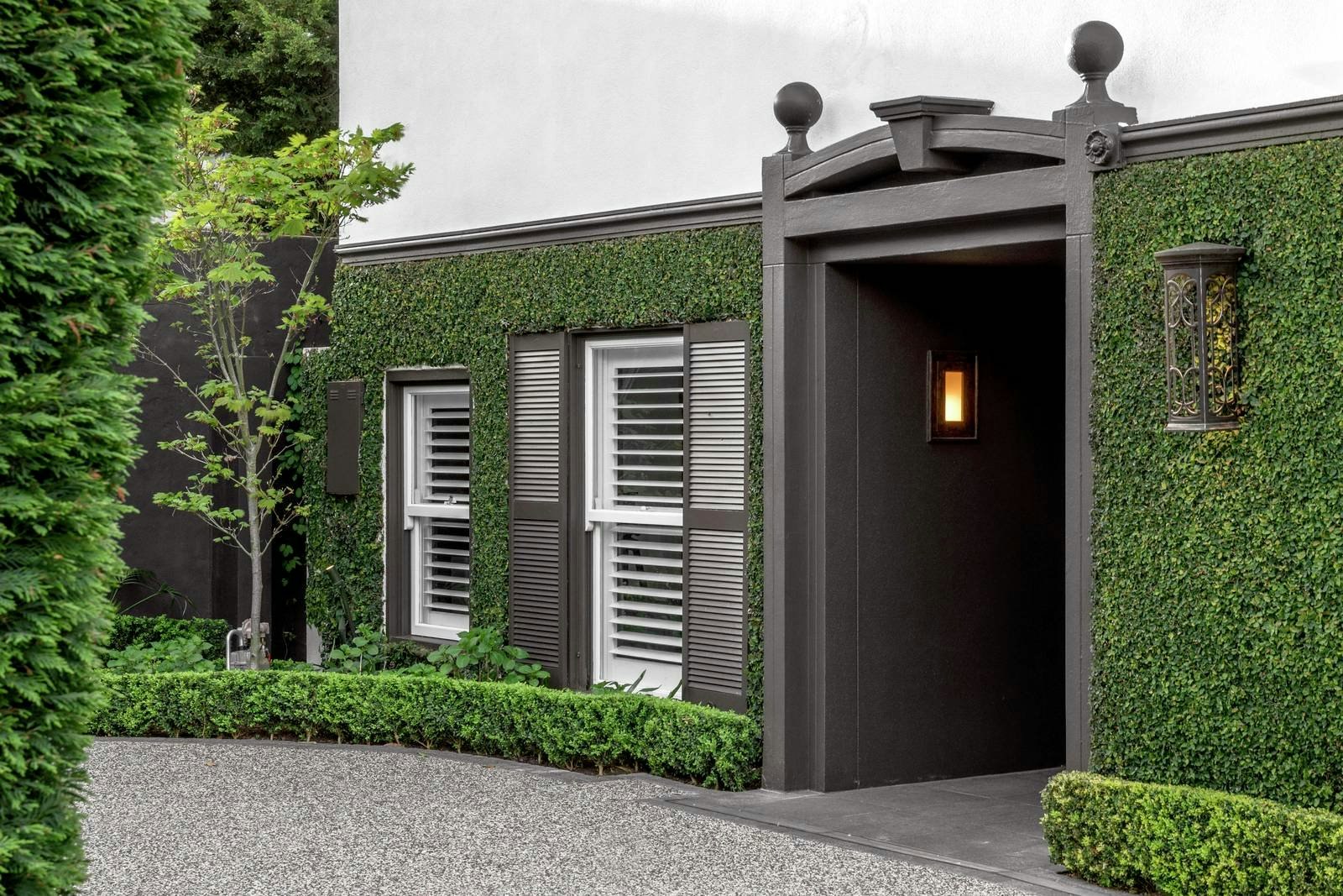 2 Balfour Street, Toorak, VIC